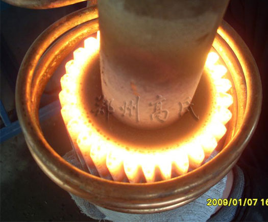 高頻感應(yīng)加熱設(shè)備對(duì)花鍵軸淬火