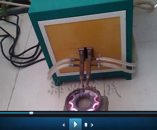 中頻感應加熱設備對齒輪進行淬火熱處理