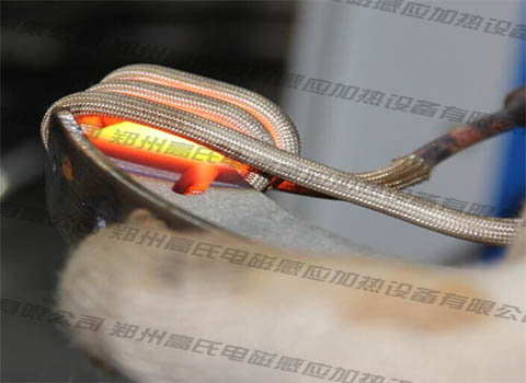 高頻淬火設(shè)備對奔馳汽車鼓式剎車片淬火處理