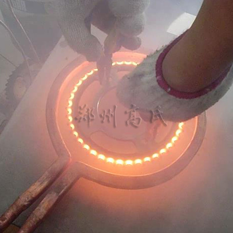 鏈輪淬火設(shè)備